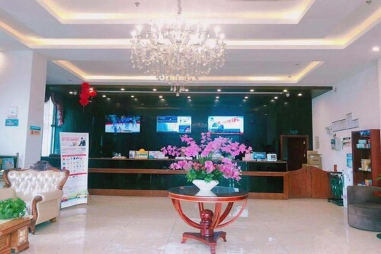 Greentree Inn Sichuan Chengdu Chongzhou Shiji Avenue Longteng Decorative City Business Hotel Exteriör bild